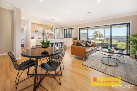 Property photo of 10 Steel Drive Spring Flat NSW 2850