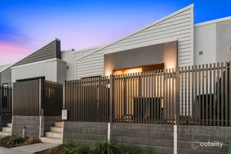 7 Swan Rd, South Ripley, QLD 4306