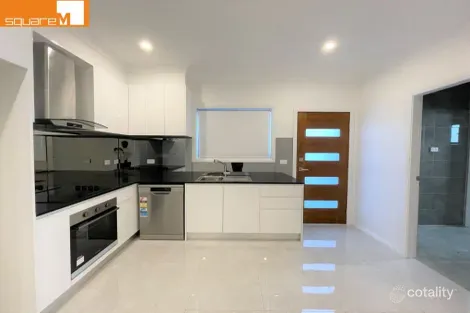 Property photo of 10 Warwick Street Minto NSW 2566