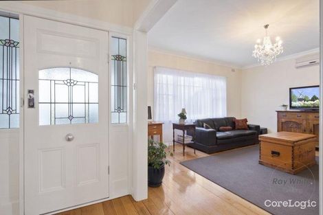 Property photo of 17 Currier Street Breakwater VIC 3219
