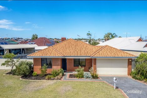 Property photo of 13 Whitegum Pass Halls Head WA 6210