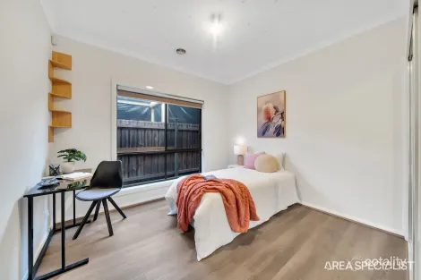 Property photo of 44 Banker Street Kurunjang VIC 3337