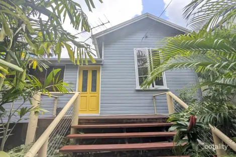 9 Martin St, Freshwater, QLD 4870