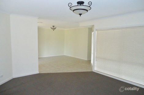 Property photo of 10 Koendidda Court Wodonga VIC 3690
