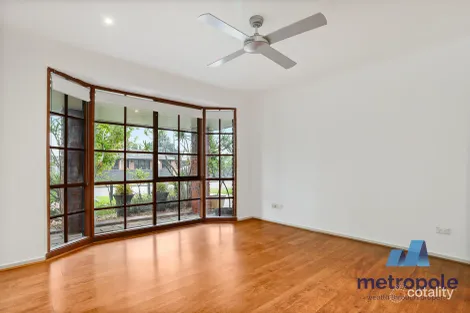 Property photo of 20 Broderick Road Carrum Downs VIC 3201