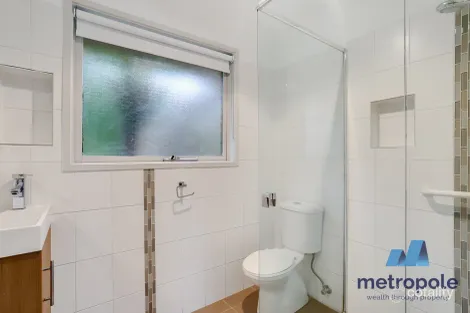 Property photo of 20 Broderick Road Carrum Downs VIC 3201