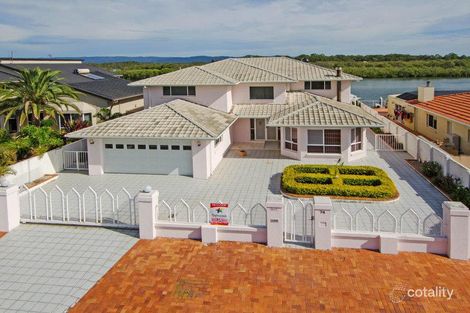 Property photo of 74 Tradewinds Avenue Paradise Point QLD 4216