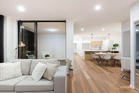 Property photo of 2/62 York Street Indooroopilly QLD 4068