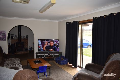 Property photo of 22 Hamilton Road Parkes NSW 2870