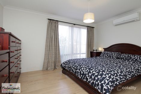Property photo of 52 Forest Lakes Drive Thornlie WA 6108