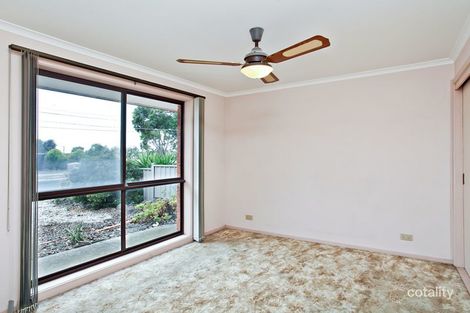 Property photo of 30 Cassowary Avenue Werribee VIC 3030