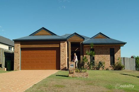 27 Whitfield Cres, North Lakes, QLD 4509