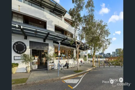Property photo of 4/459 Hawthorne Road Bulimba QLD 4171