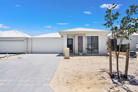 15 Rubra Way, Jindalee, WA 6036