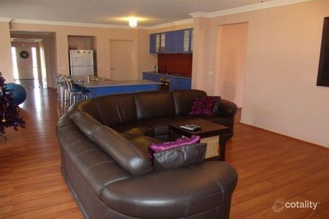 Property photo of 32 Springhill Drive Cranbourne VIC 3977