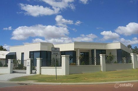 Property photo of 2 Treaty Oak Cove Bibra Lake WA 6163