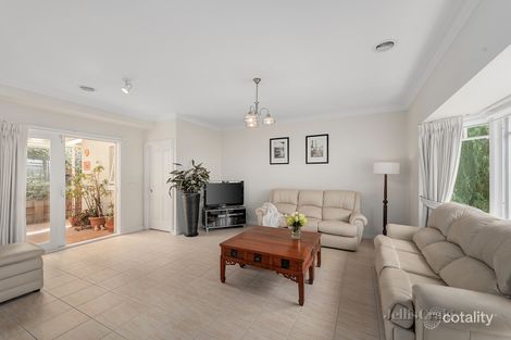 Property photo of 2/38 Kintore Crescent Box Hill VIC 3128