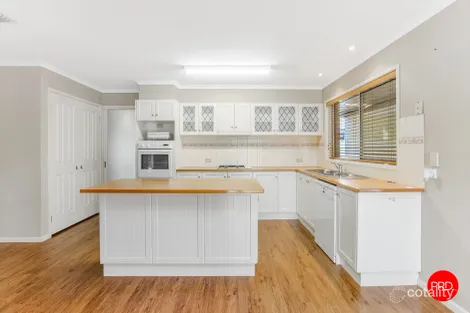 Property photo of 12 Abbey Close Eaglehawk VIC 3556