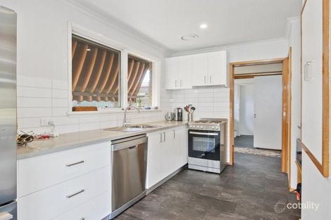 Property photo of 7 Eustace Street Wendouree VIC 3355