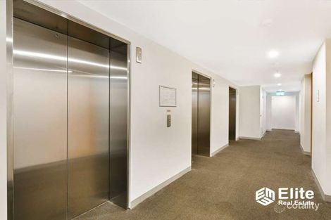 Property photo of 2402/5 Sutherland Street Melbourne VIC 3000