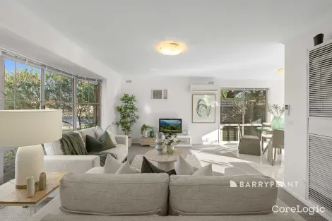 Property photo of 1/114 Fleetwood Drive Narre Warren VIC 3805
