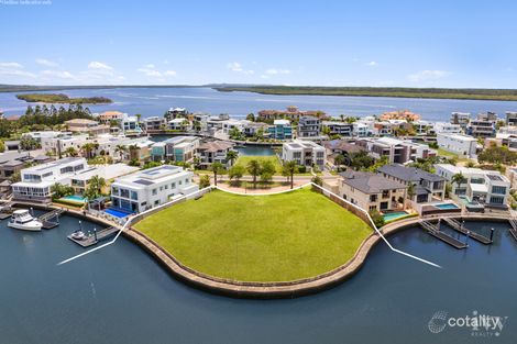 15-19 Royal Albert Cres, Paradise Point, QLD 4216