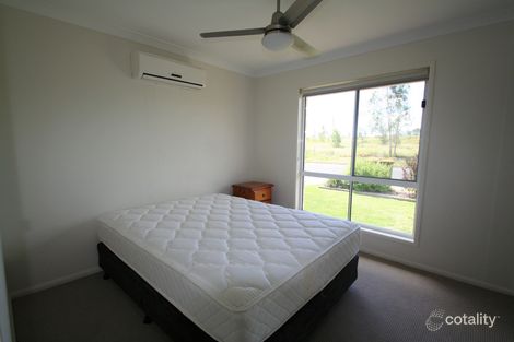 Property photo of 1/73 Lakeside Drive Emerald QLD 4720