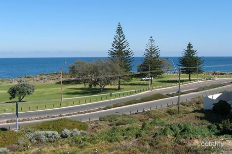 Property photo of 2 Karrinyup Road Trigg WA 6029