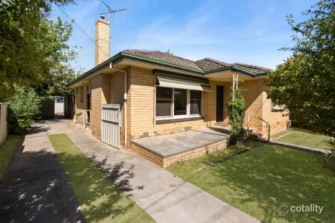 Property photo of 17 Cahill Street White Hills VIC 3550