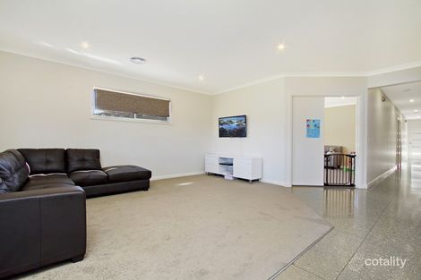 Property photo of 10 Carlin Way Marong VIC 3515