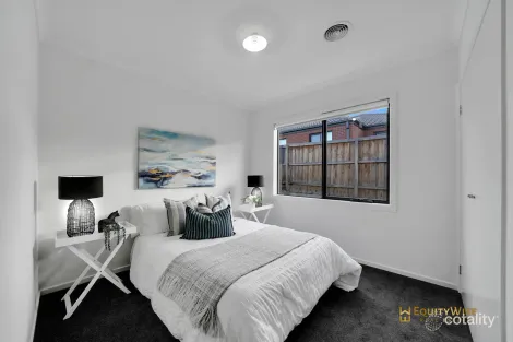Property photo of 4 Akroydon Street Werribee VIC 3030
