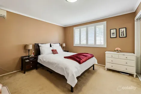 Property photo of 8 Archibald Crescent Rosemeadow NSW 2560