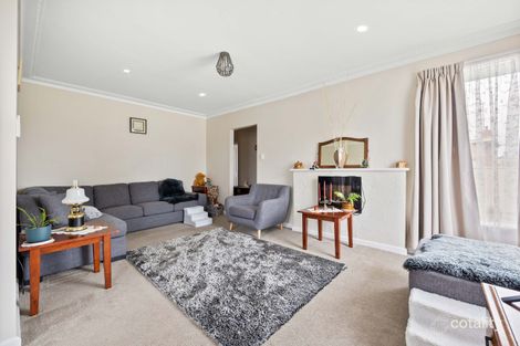 Property photo of 2 Leonard Street Wendouree VIC 3355