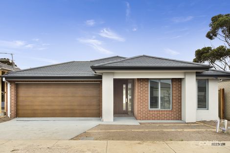 27 Hedge St, Armstrong Creek, VIC 3217
