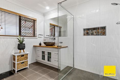 Property photo of 44 Blue Water Avenue Thornlands QLD 4164