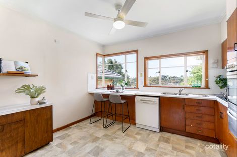 Property photo of 43 Hillsyde Parade Strathmore VIC 3041