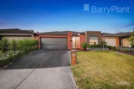 Property photo of 13 Creekview Avenue Pakenham VIC 3810