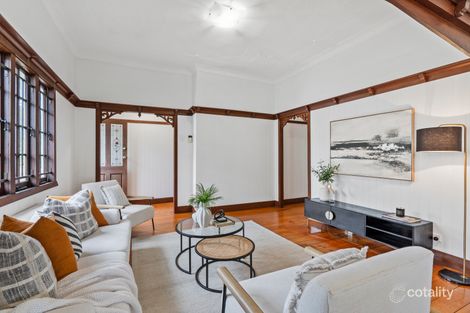 Property photo of 154 Ekibin Road East Tarragindi QLD 4121