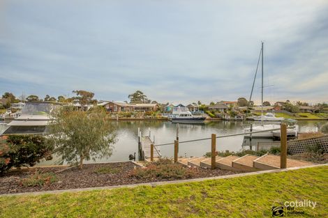 Property photo of 17B Windjammer Court Paynesville VIC 3880
