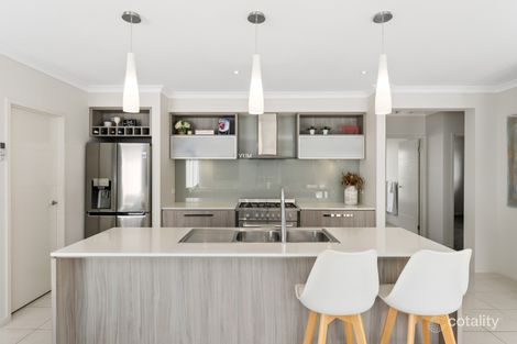 Property photo of 21 Morand Street Gisborne VIC 3437