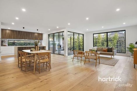 Property photo of 2 Tasman Road Bentleigh East VIC 3165