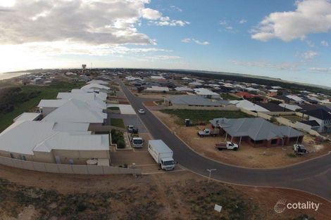 Property photo of 31 Flavio Crescent Wandina WA 6530