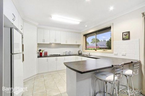 Property photo of 2/16 Farnham Road Bayswater VIC 3153