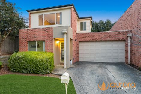 Property photo of 12 Melzak Way Berwick VIC 3806