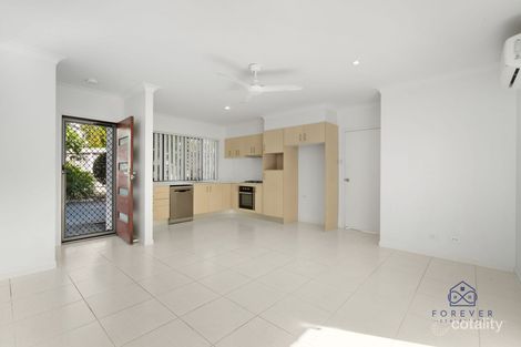 Property photo of 1/20 Careel Close Helensvale QLD 4212