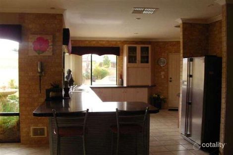 Property photo of 33 Wakeley Way Duncraig WA 6023