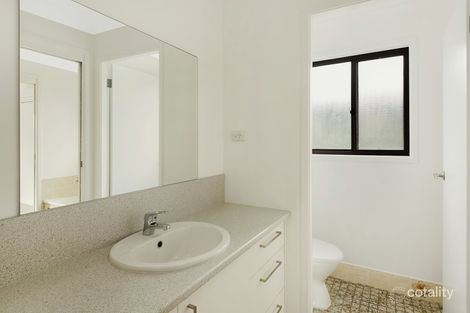 Property photo of 1 Harwood Close Mannering Park NSW 2259