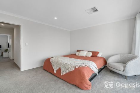 Property photo of 3B Fanshawe Boulevard Piara Waters WA 6112