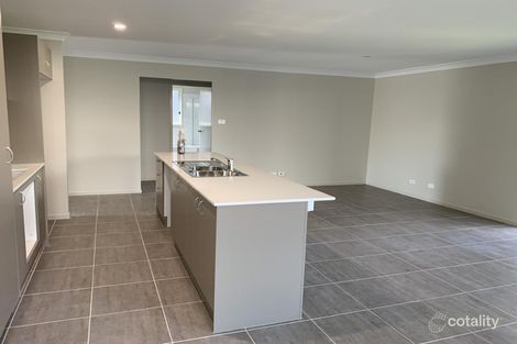 Property photo of 5 Malian Street Cliftleigh NSW 2321