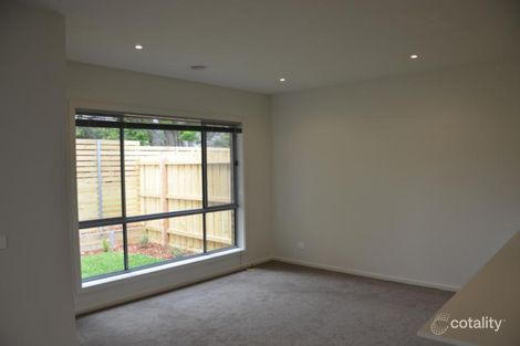 Property photo of 38 Denistoun Crescent Cranbourne VIC 3977